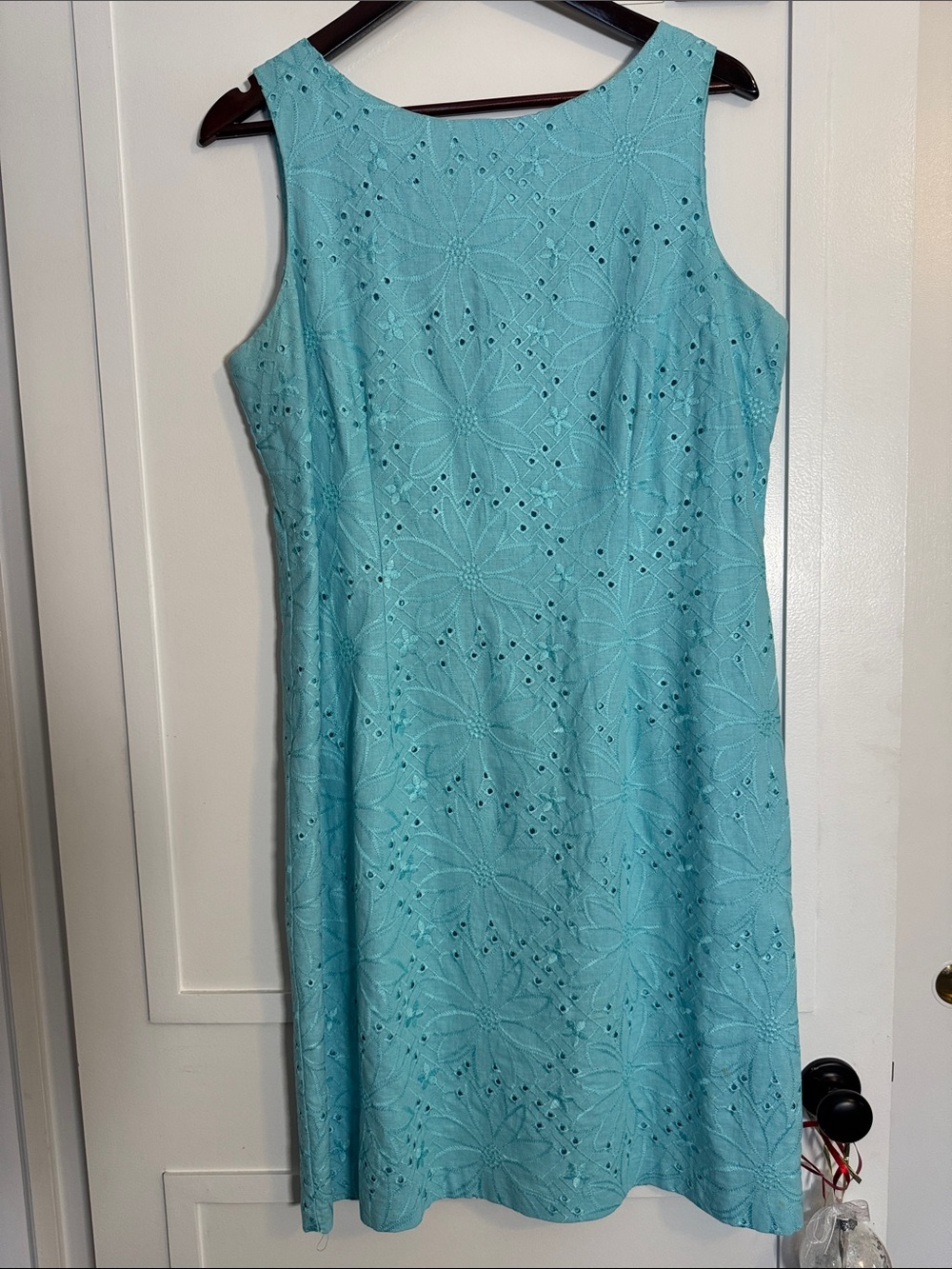GUC dressbarn Aqua Eyelet Midi Shift Dress 16